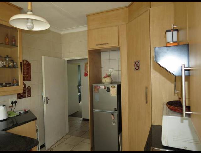 3 BEDROOM HOUSE FOR SALE IN PARKDENE